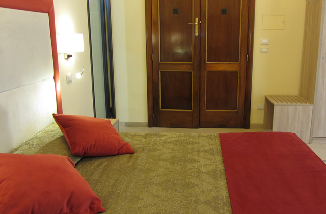 Charleston | Rodolfo Valentino double room with SPA tub in Lecce - 5